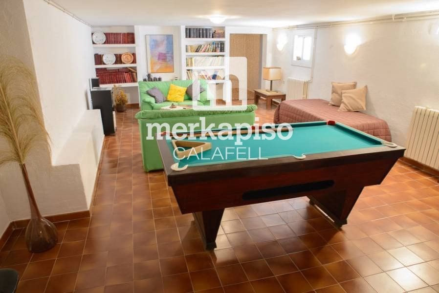 4 quarto Moradia para venda em Calafell com piscina garagem - 550 000 € (Ref: 9566637)