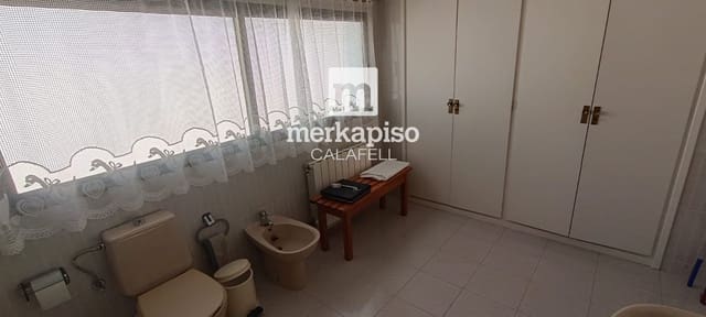 4 soverom Hus til salgs i Coma-Ruga, El Vendrell med garasje - € 300 000 (Ref: 9569509)