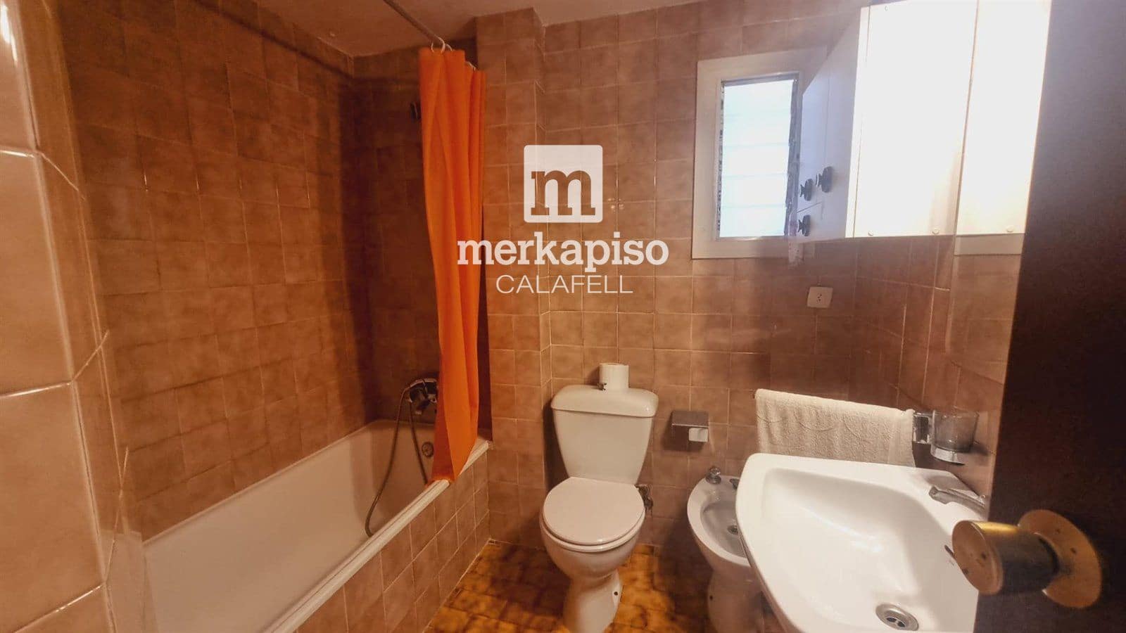 Piso de 4 habitaciones en Calafell en venta con garaje - 370.000 € (Ref: 9575120)