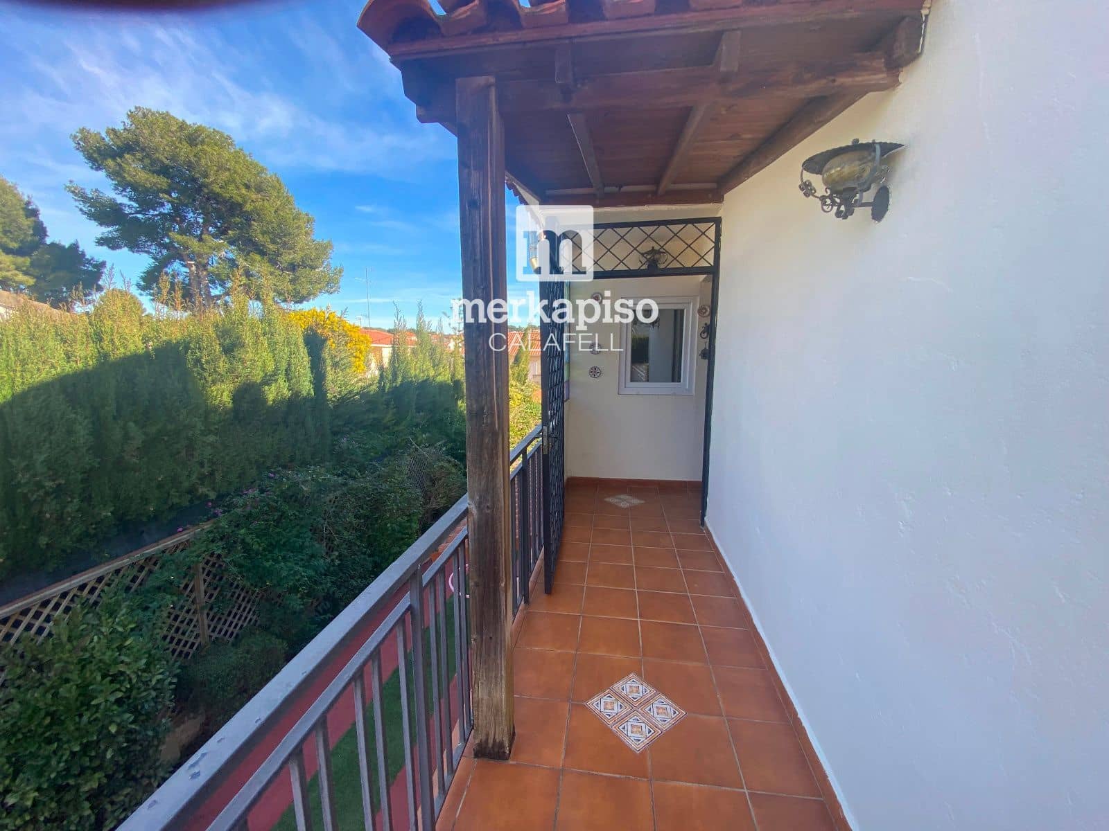 5 slaapkamer Villa te koop in Cunit met zwembad garage - € 399.000 (Ref: 9626616)