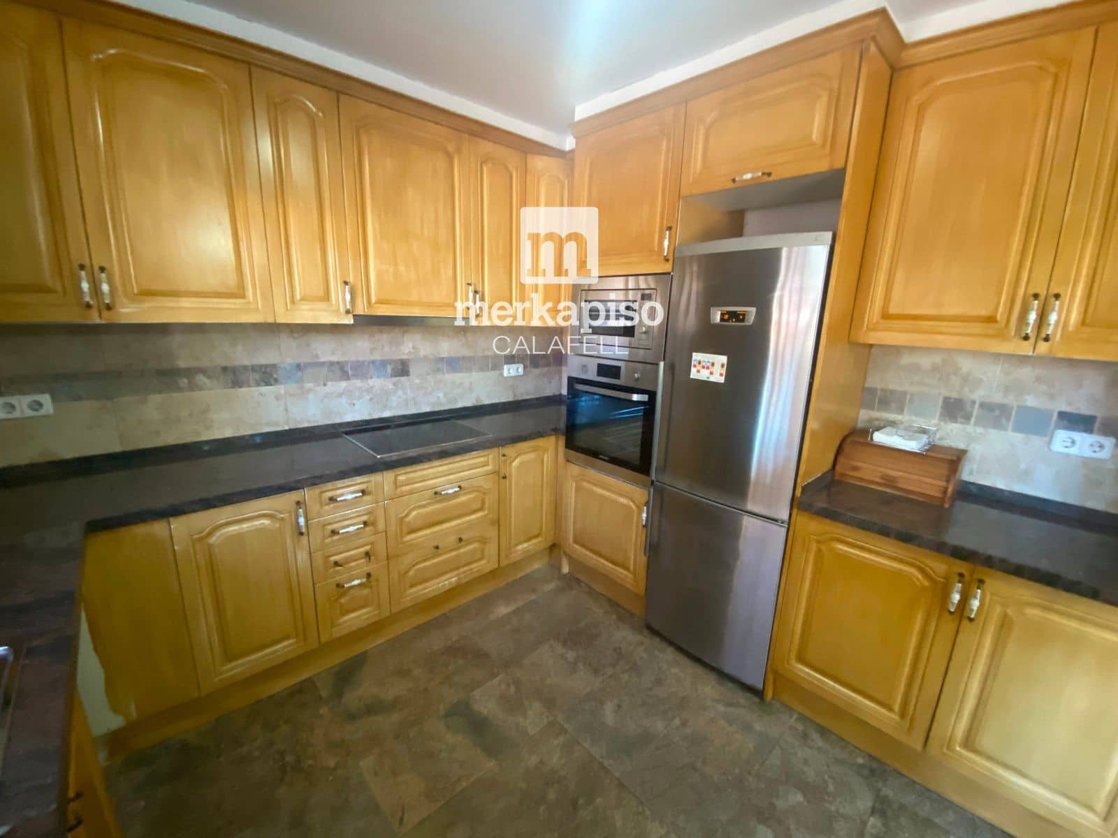 5 slaapkamer Villa te koop in Cunit met zwembad garage - € 399.000 (Ref: 9626616)