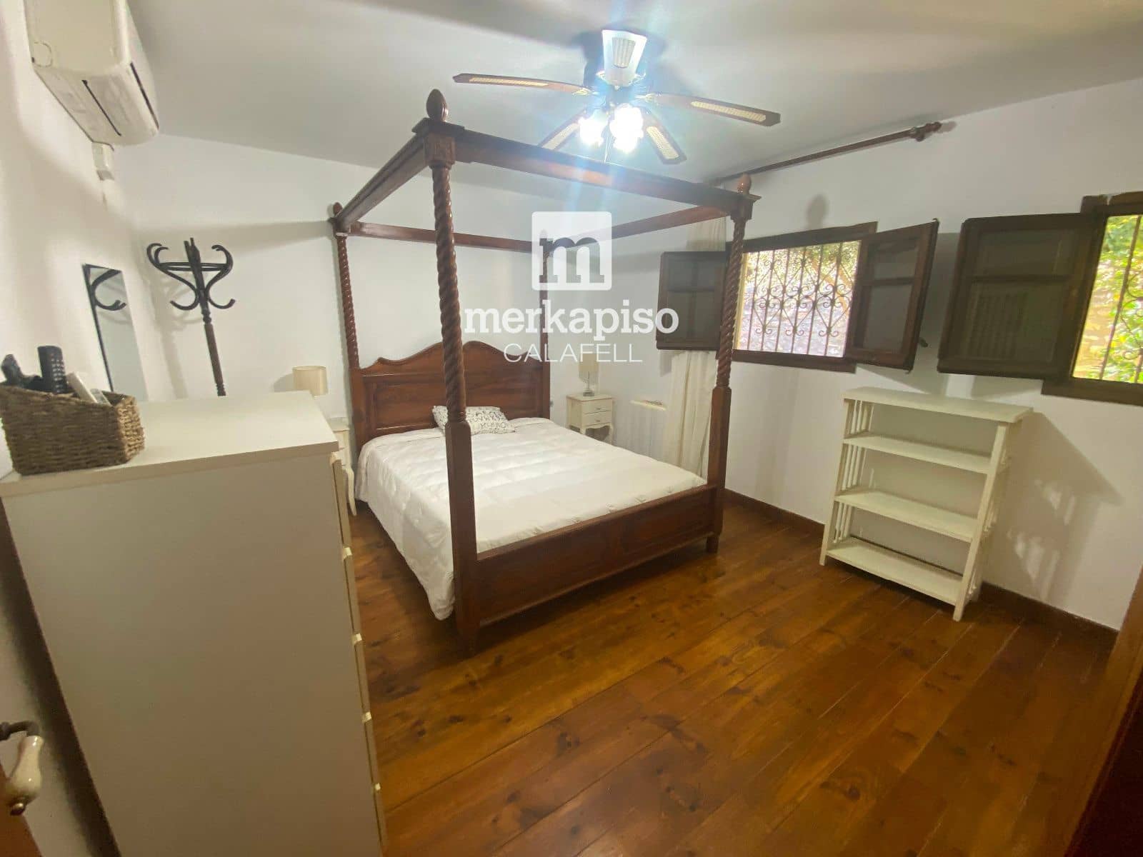 5 slaapkamer Villa te koop in Cunit met zwembad garage - € 399.000 (Ref: 9626616)