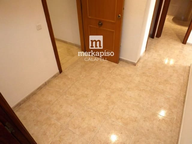 4 makuuhuone Kattohuoneisto myytävänä paikassa Calafell mukana uima-altaan 
autotalli - 297 000 € (Ref: 9626621)