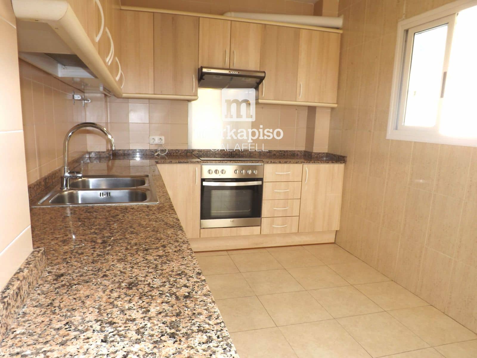 4 makuuhuone Kattohuoneisto myytävänä paikassa Calafell mukana uima-altaan 
autotalli - 297 000 € (Ref: 9626621)