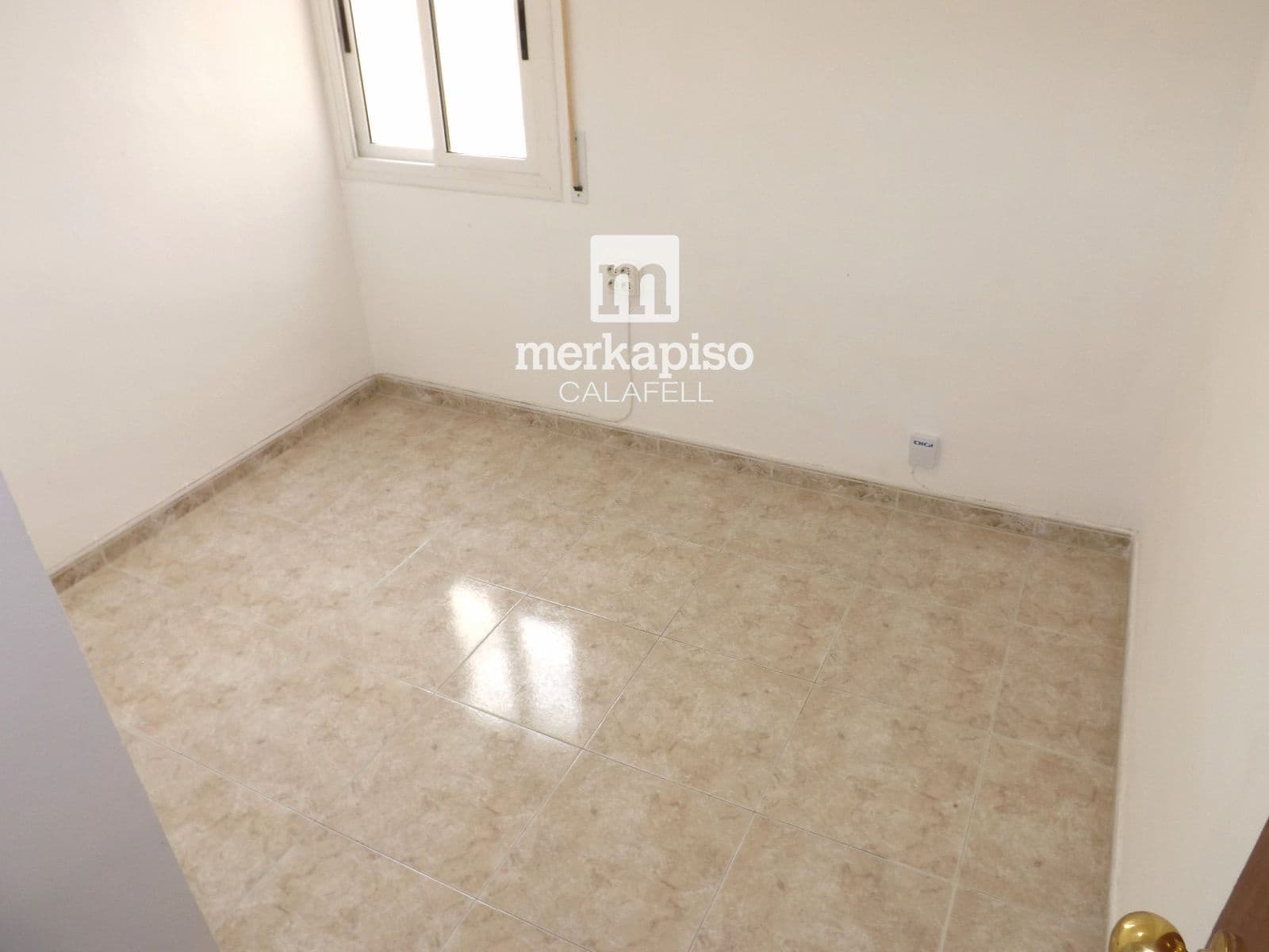 4 makuuhuone Kattohuoneisto myytävänä paikassa Calafell mukana uima-altaan 
autotalli - 297 000 € (Ref: 9626621)