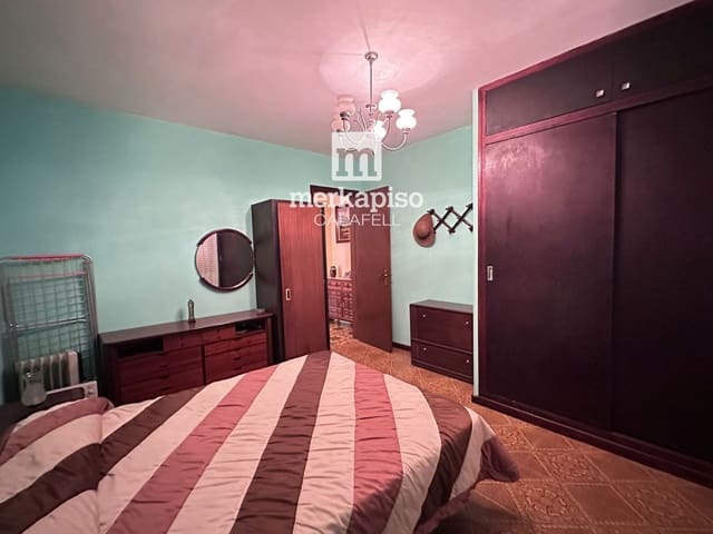 3 slaapkamer Flat te koop in Castellet i la Gornal met zwembad garage - € 199.000 (Ref: 9626624)