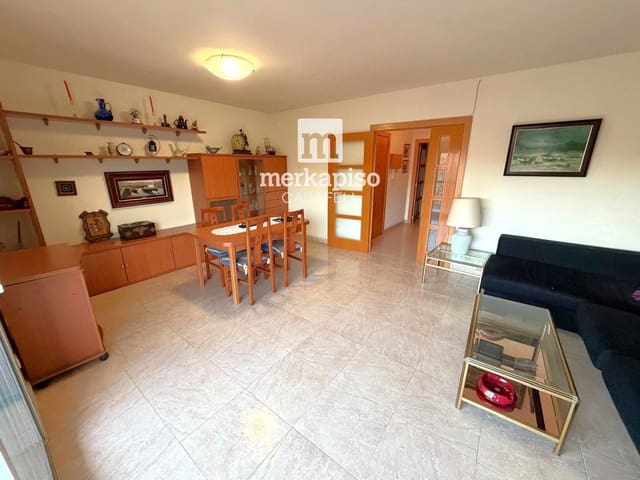 Piso de 3 habitaciones en Calafell en venta - 215.000 € (Ref: 9626626)