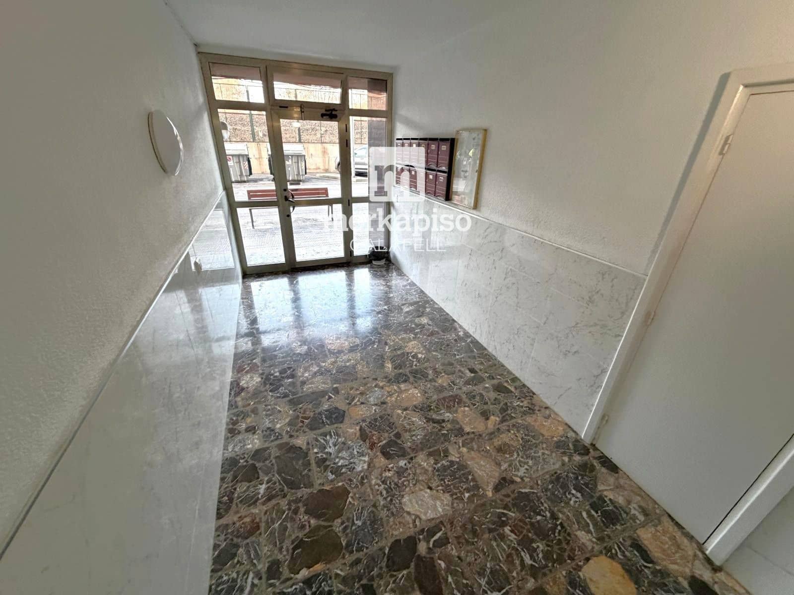 Piso de 3 habitaciones en Calafell en venta - 215.000 € (Ref: 9626626)