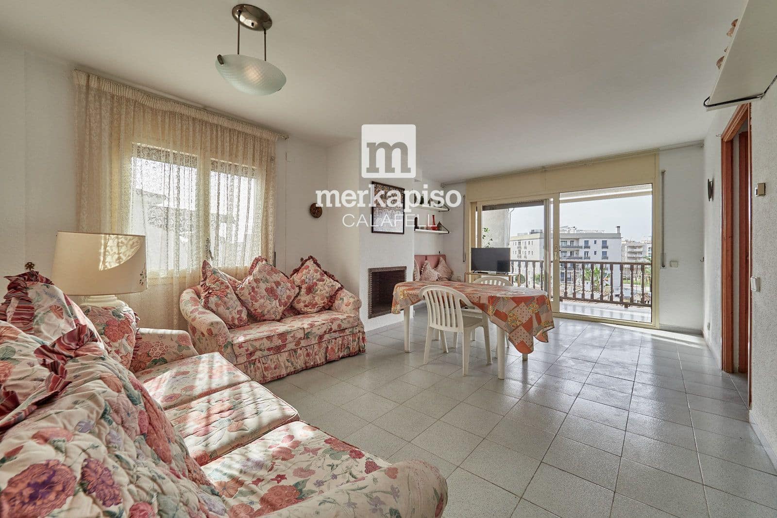 3 quarto Penthouse para venda em Calafell com piscina - 180 000 € (Ref: 9626627)