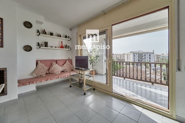 3 quarto Penthouse para venda em Calafell com piscina - 180 000 € (Ref: 9626627)