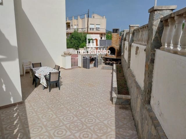 3 soverom Hus til salgs i El Vendrell med svømmebasseng - € 225 000 (Ref: 9626629)