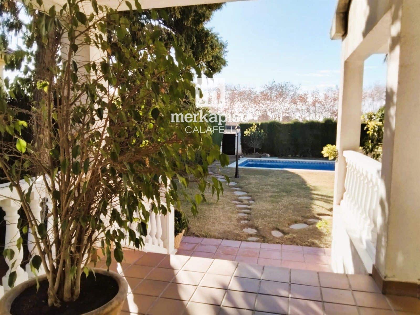 5 sovrum Villa till salu i El Vendrell med pool garage - 550 000 € (Ref: 9626637)