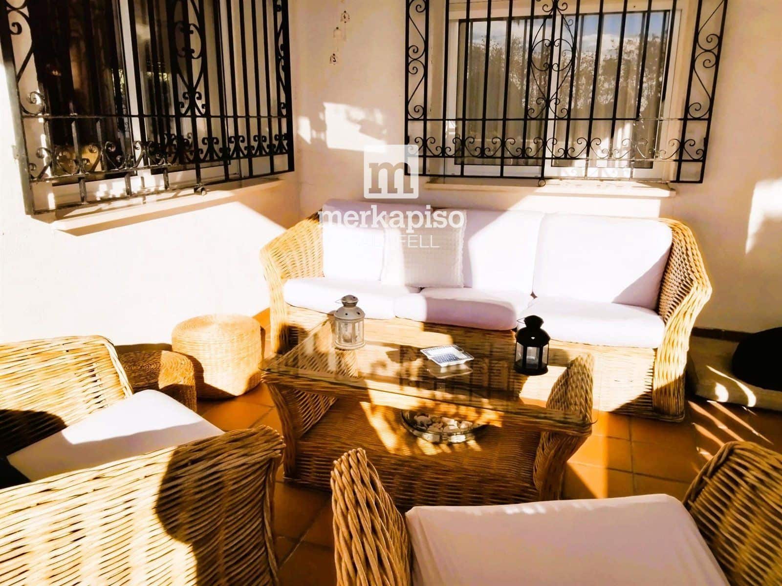 5 Zimmer Villa zu verkaufen in El Vendrell mit Pool Garage - 550.000 € (Ref: 9626641)