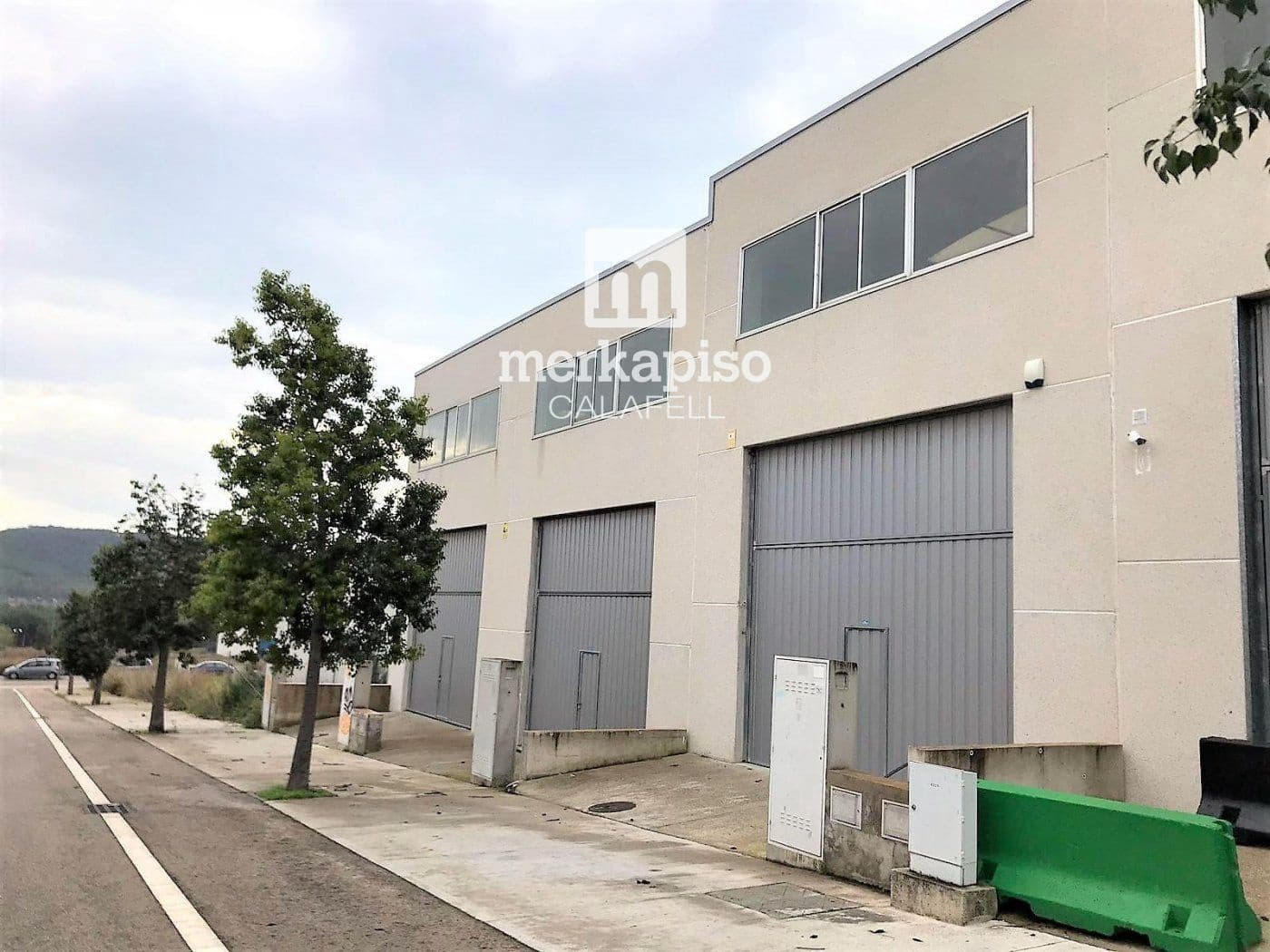 Kaupallinen myytävänä paikassa Calafell - 180 000 € (Ref: 9626646)