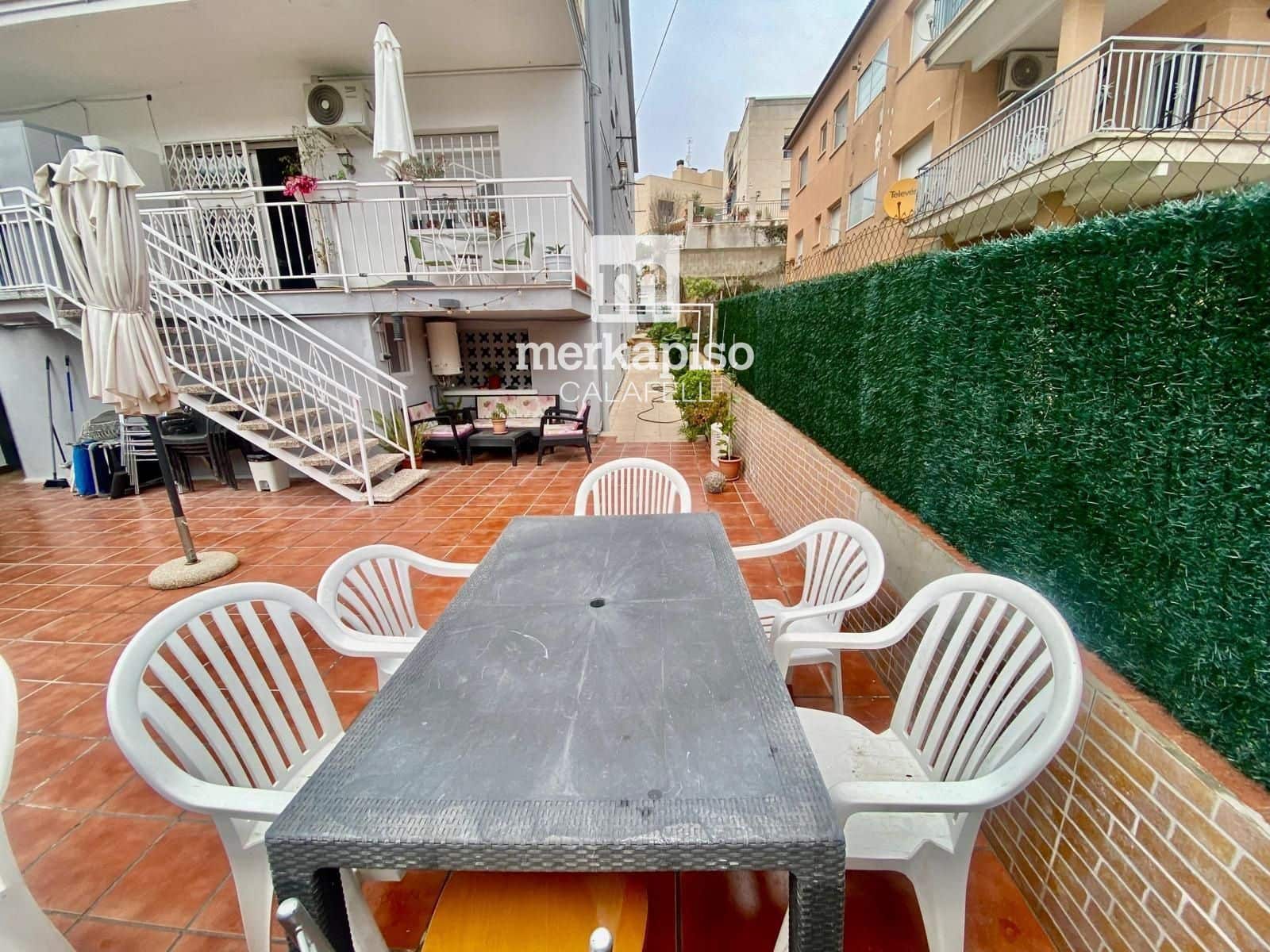 3 bedroom Flat for sale in Segur de Calafell - € 219,000 (Ref: 9638057)