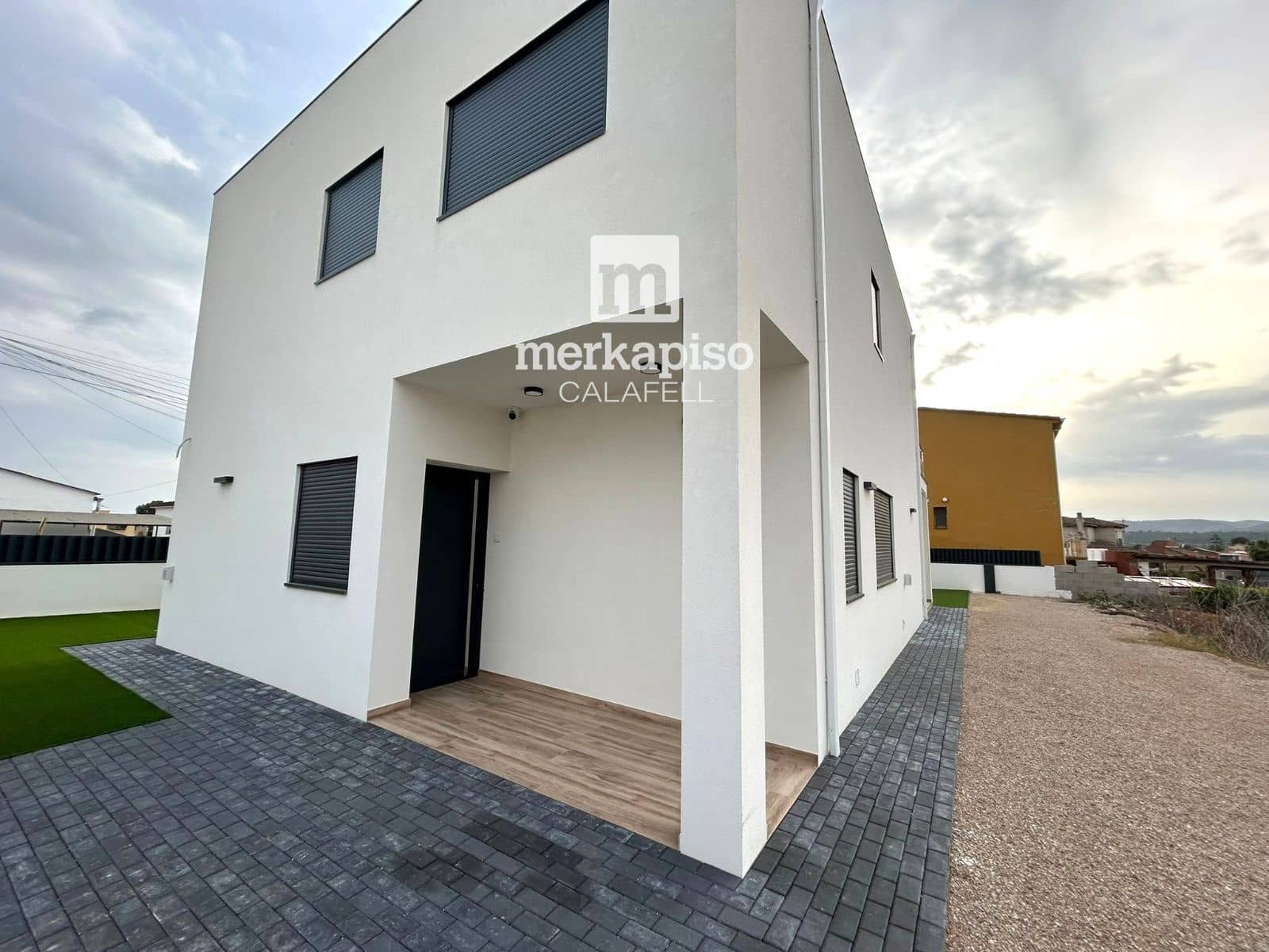 4 soverom Villa til salgs i El Vendrell med svømmebasseng garasje - € 630 000 (Ref: 9650492)