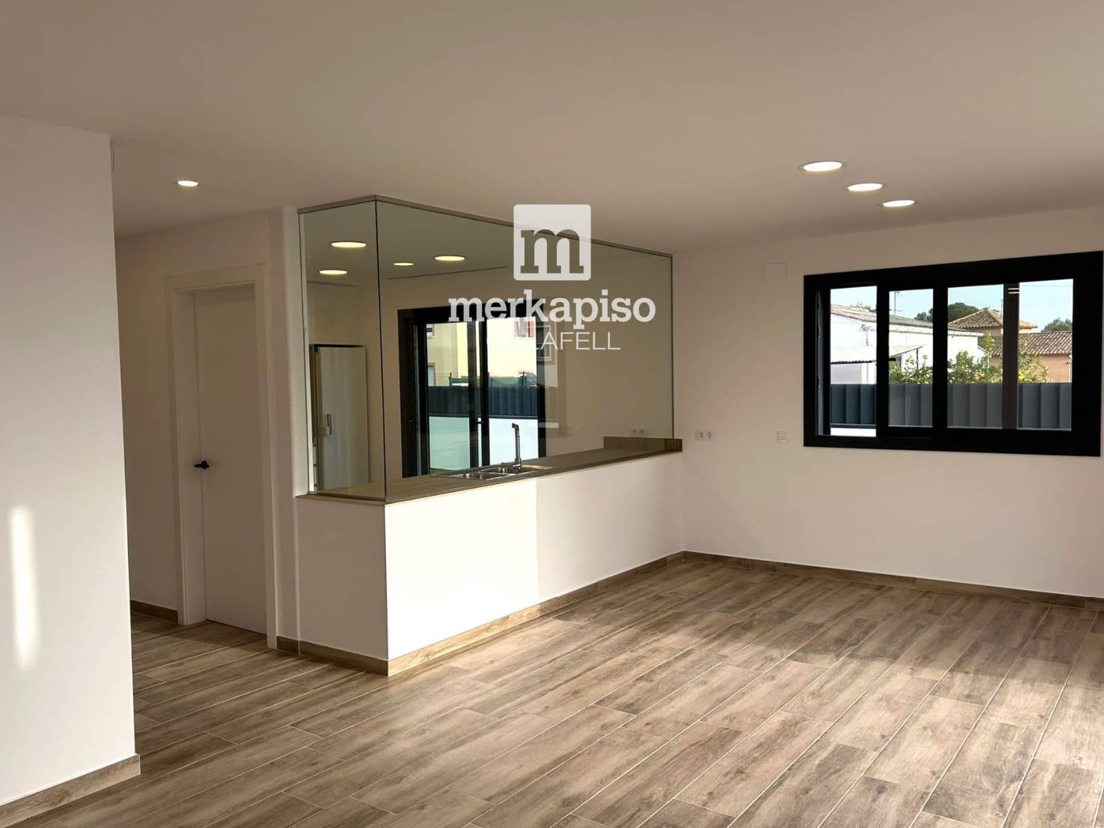 4 soverom Villa til salgs i El Vendrell med svømmebasseng garasje - € 630 000 (Ref: 9650492)