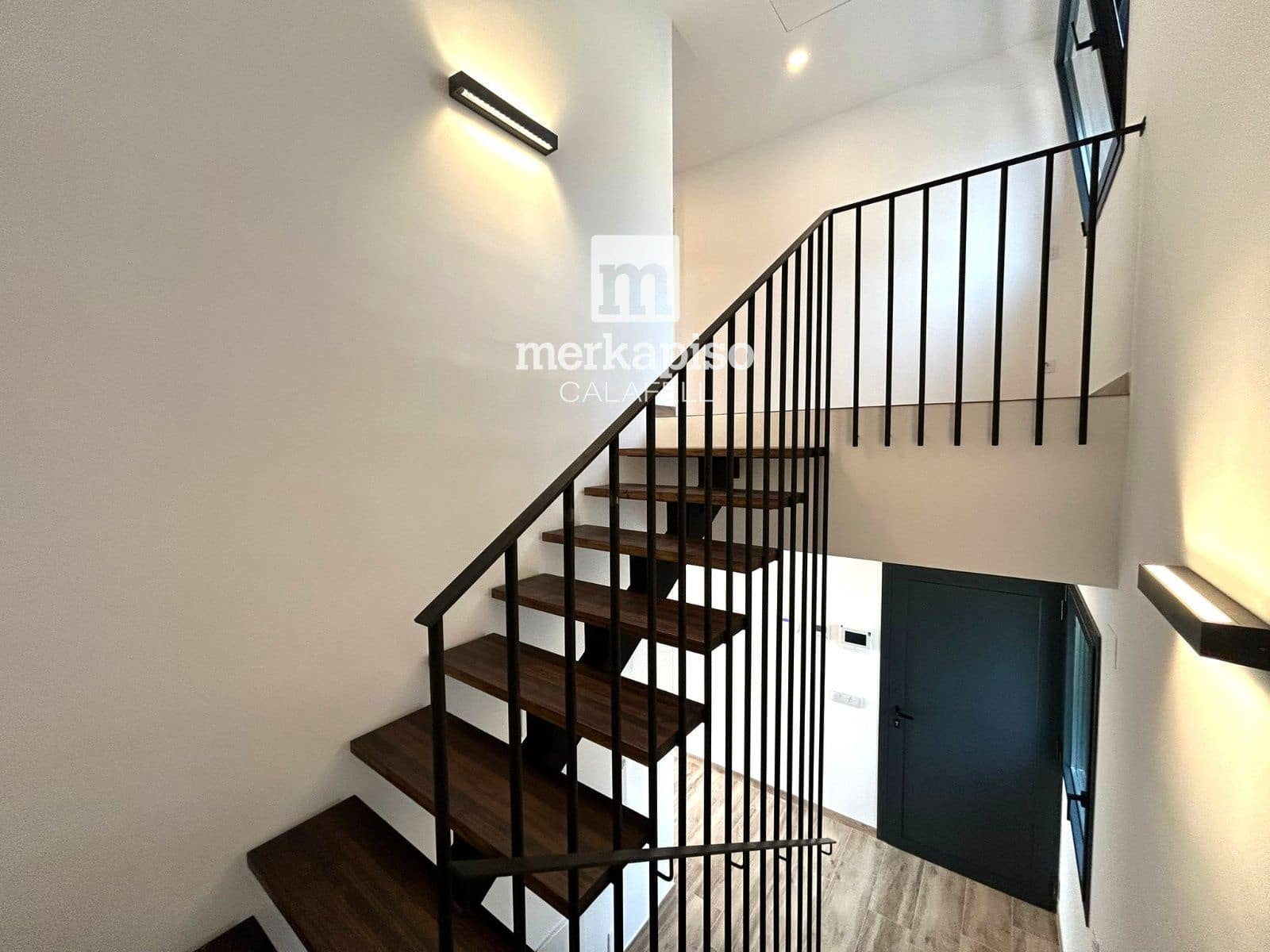 4 soverom Villa til salgs i El Vendrell med svømmebasseng garasje - € 630 000 (Ref: 9650492)