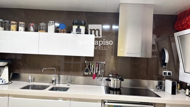 4 quarto Apartamento para venda em Calafell com garagem - 385 000 € (Ref: 9653043)