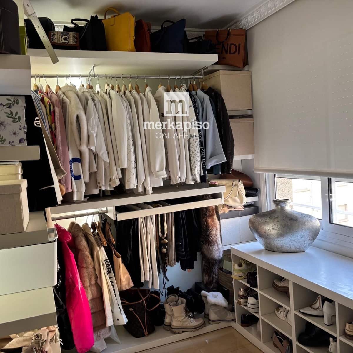 4 bedroom Flat for sale in Calafell with garage - € 385,000 (Ref: 9653043)