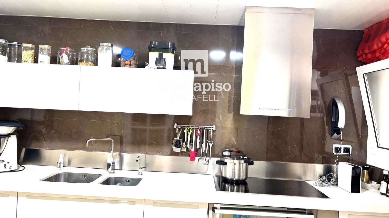 4 sovrum Lägenhet till salu i Calafell med garage - 420 000 € (Ref: 9653043)