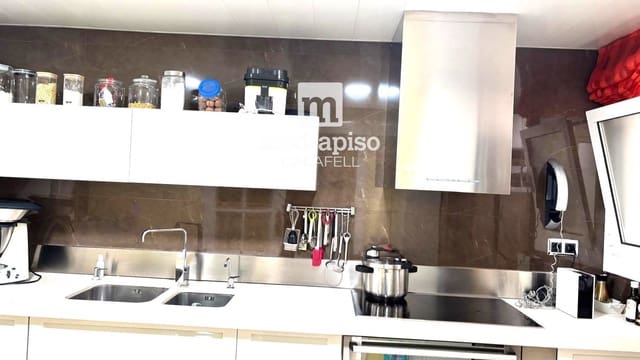 4 sovrum Lägenhet till salu i Calafell med garage - 420 000 € (Ref: 9653043)