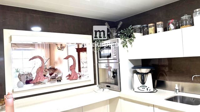 4 sovrum Lägenhet till salu i Calafell med garage - 420 000 € (Ref: 9653043)