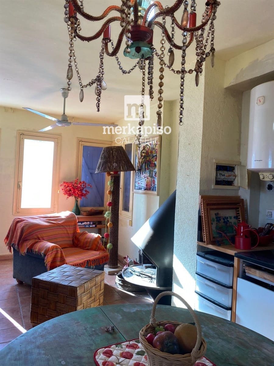 Chalet de 4 habitaciones en Bellvei en venta - 235.000 € (Ref: 9658019)