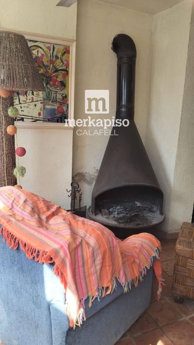 Chalet de 4 habitaciones en Bellvei en venta - 235.000 € (Ref: 9658019)