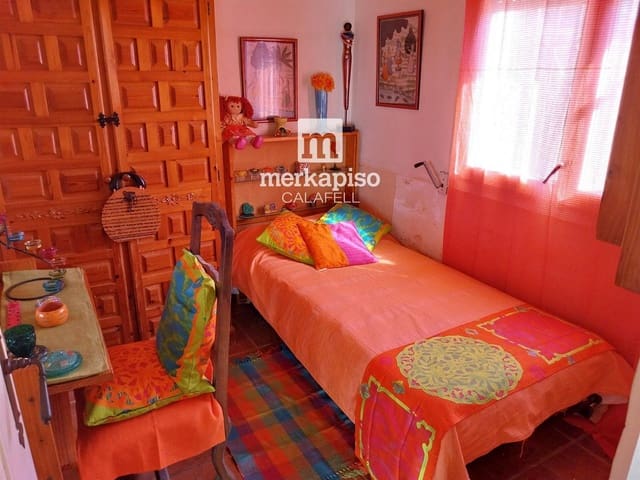 Chalet de 4 habitaciones en Bellvei en venta - 235.000 € (Ref: 9658019)