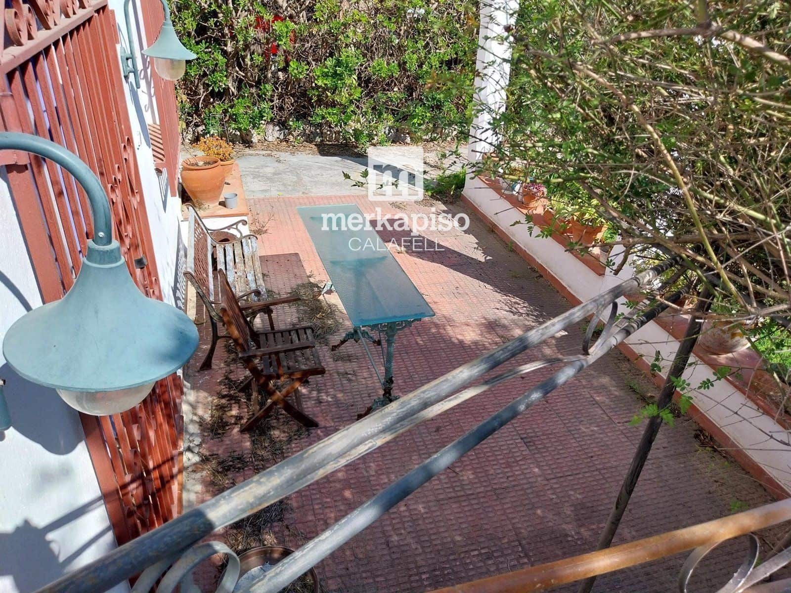 Chalet de 4 habitaciones en Bellvei en venta - 235.000 € (Ref: 9658019)