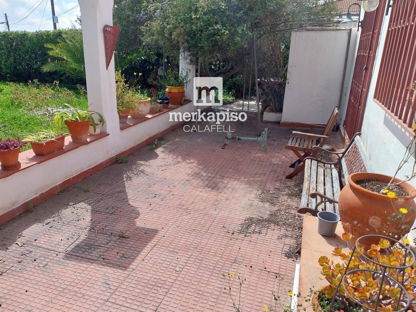 Chalet de 4 habitaciones en Bellvei en venta - 235.000 € (Ref: 9658019)