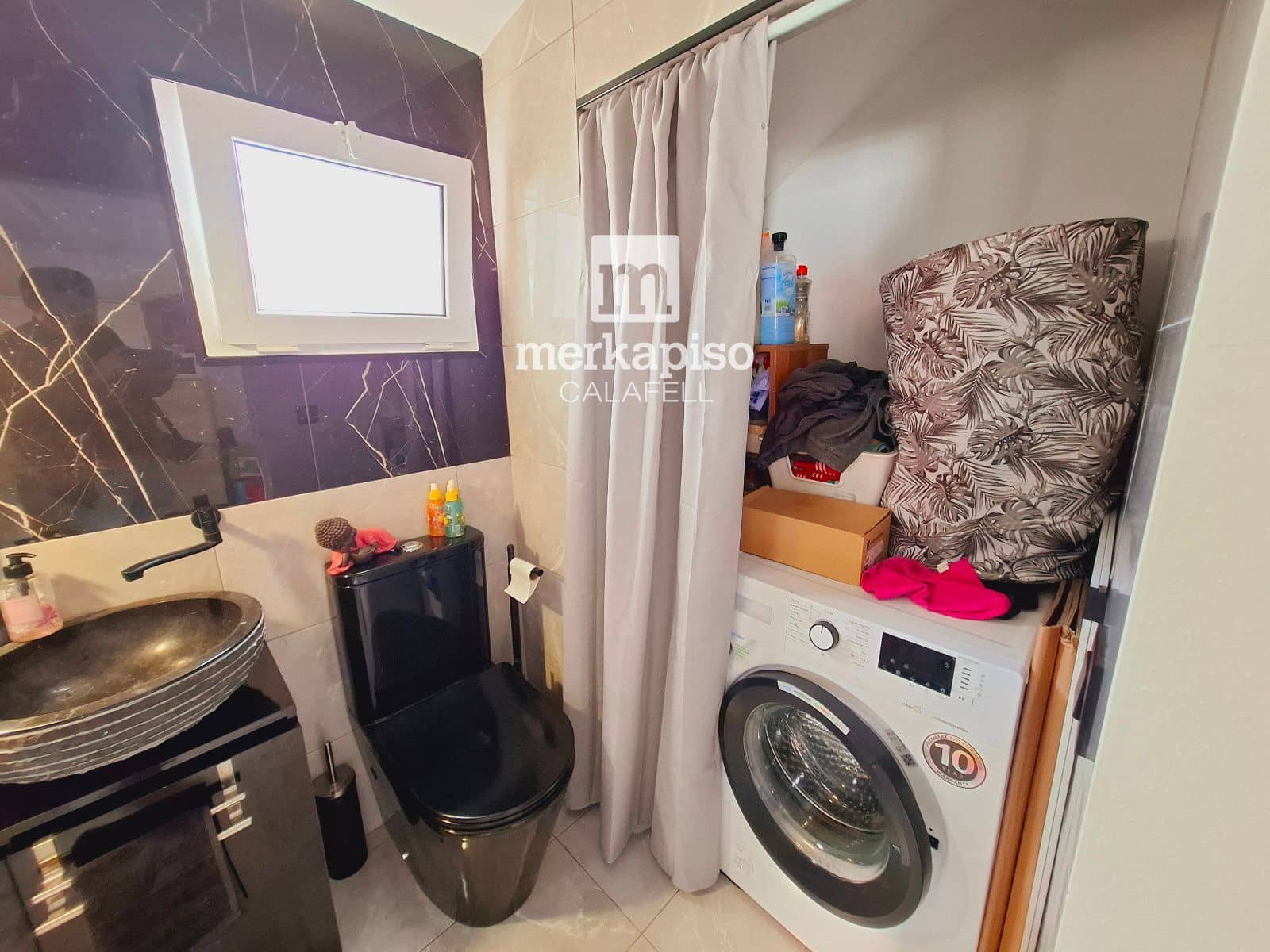 4 makuuhuone Huvila myytävänä paikassa Cunit mukana uima-altaan 
autotalli - 425 000 € (Ref: 9658020)