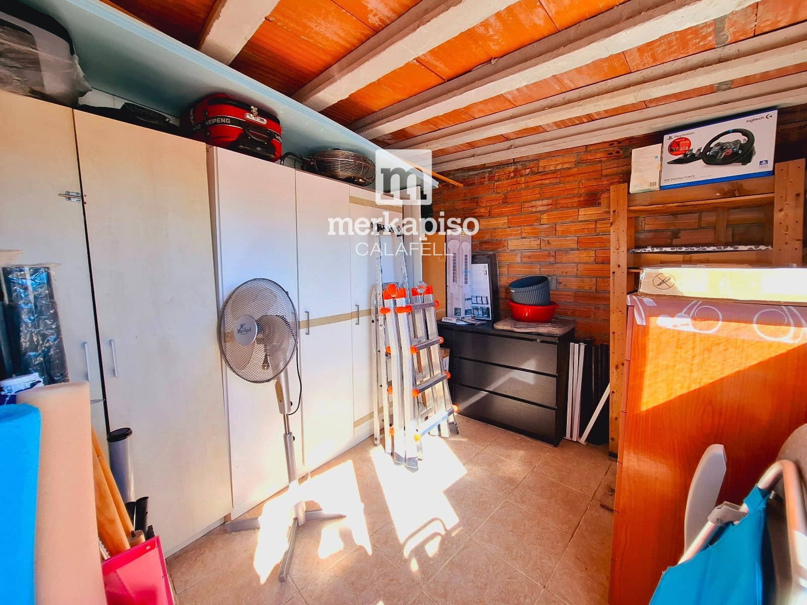 4 bedroom Villa for sale in Cunit with pool garage - € 425,000 (Ref: 9658020)