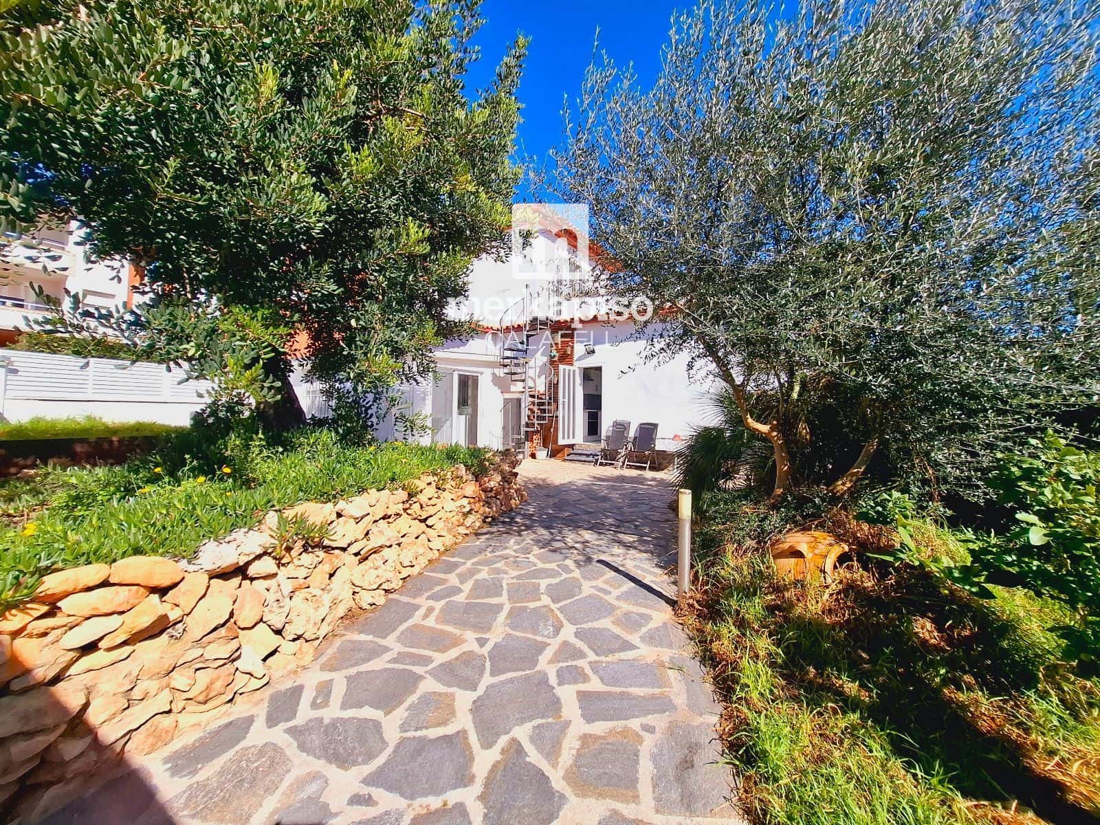 4 bedroom Villa for sale in Cunit with pool garage - € 425,000 (Ref: 9658020)
