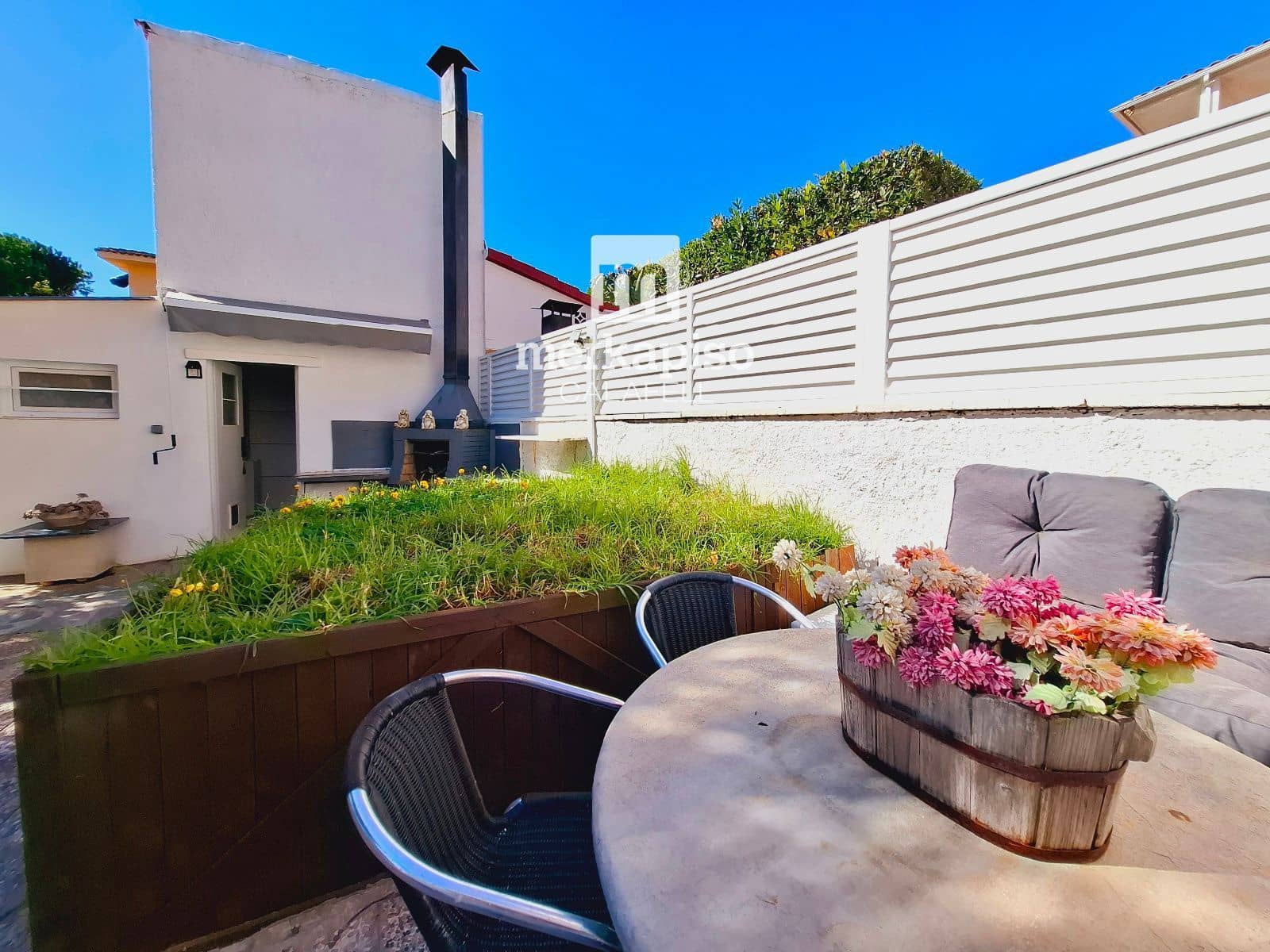 4 bedroom Villa for sale in Cunit with pool garage - € 425,000 (Ref: 9658020)