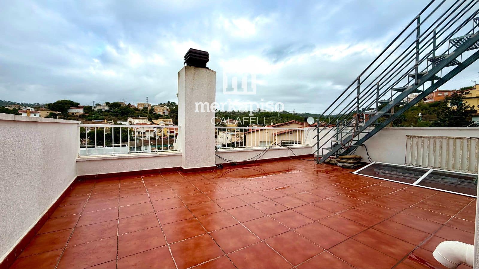 4 slaapkamer Villa te koop in Segur de Calafell met zwembad garage - € 430.000 (Ref: 9667111)