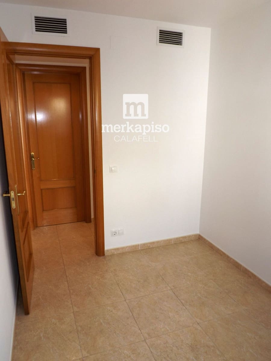 2 soveværelse Lejlighed til salg i Calafell med garage - € 169.500 (Ref: 9687547)