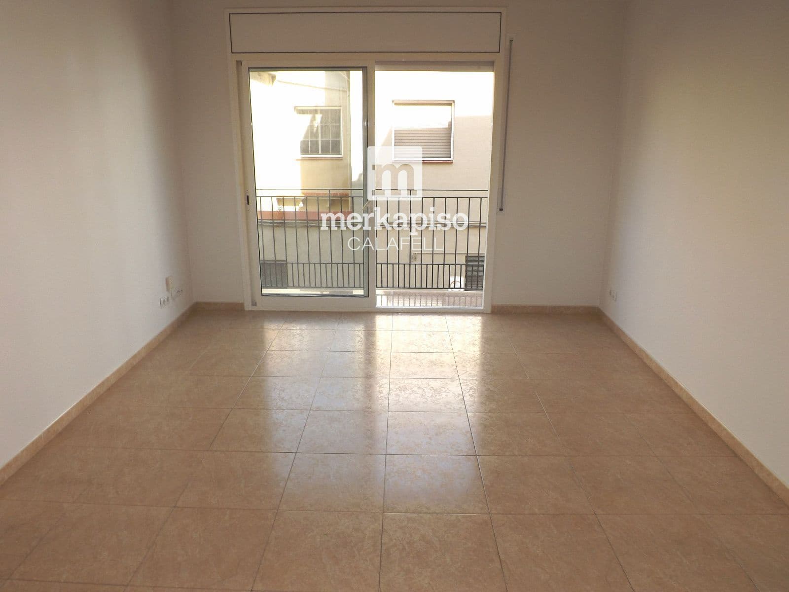 2 soveværelse Lejlighed til salg i Calafell med garage - € 169.500 (Ref: 9687547)