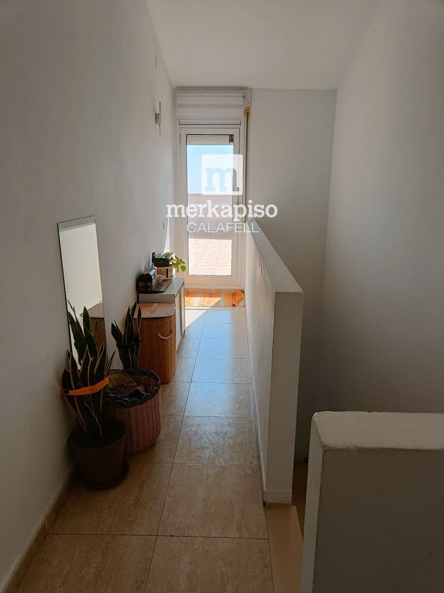 4 bedroom Villa for sale in Segur de Calafell with pool garage - € 310,000 (Ref: 9691473)