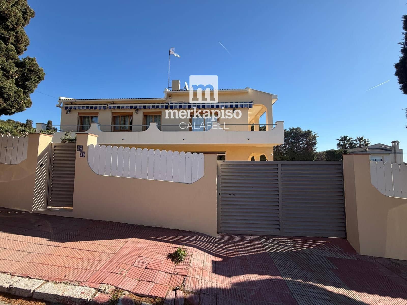 3 bedroom Villa for sale in El Vendrell with pool garage - € 450,000 (Ref: 9697777)