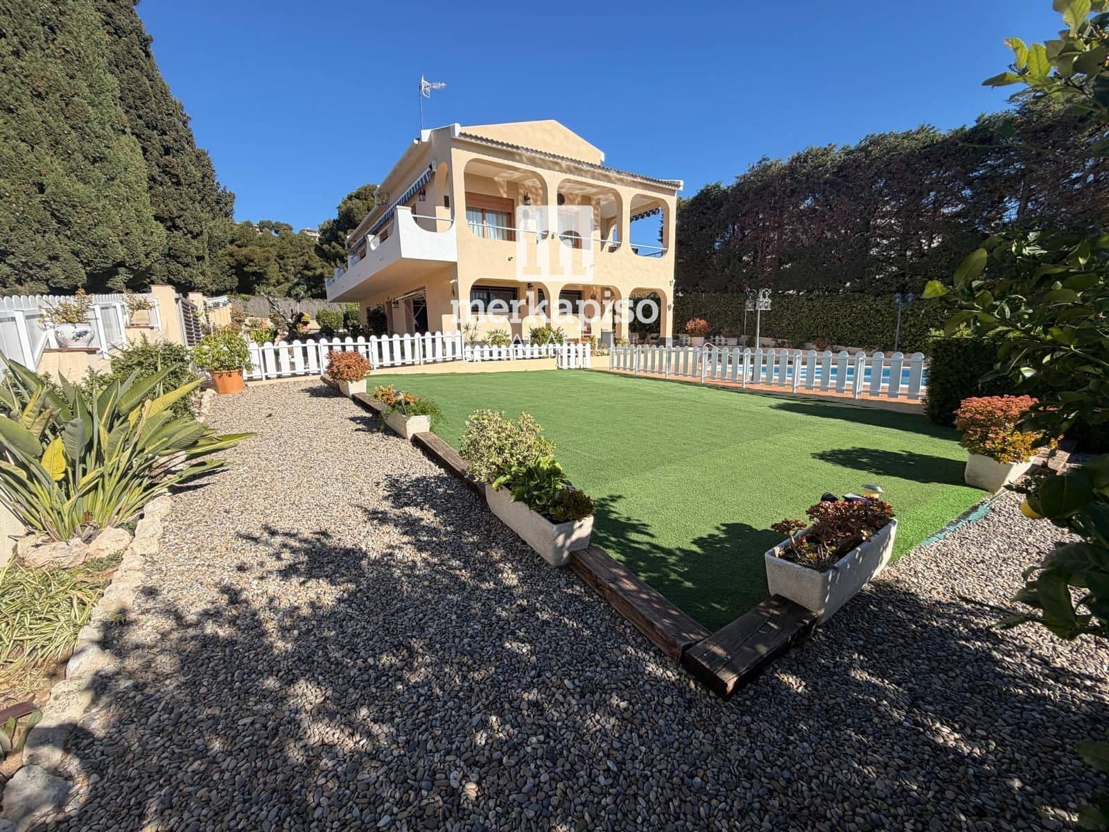 3 bedroom Villa for sale in El Vendrell with pool garage - € 450,000 (Ref: 9697777)