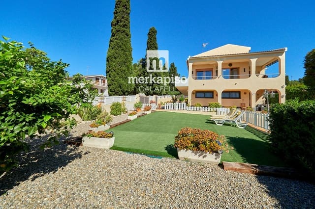 3 soveværelse Villa til salg i El Vendrell med swimmingpool garage - € 435.000 (Ref: 9697777)