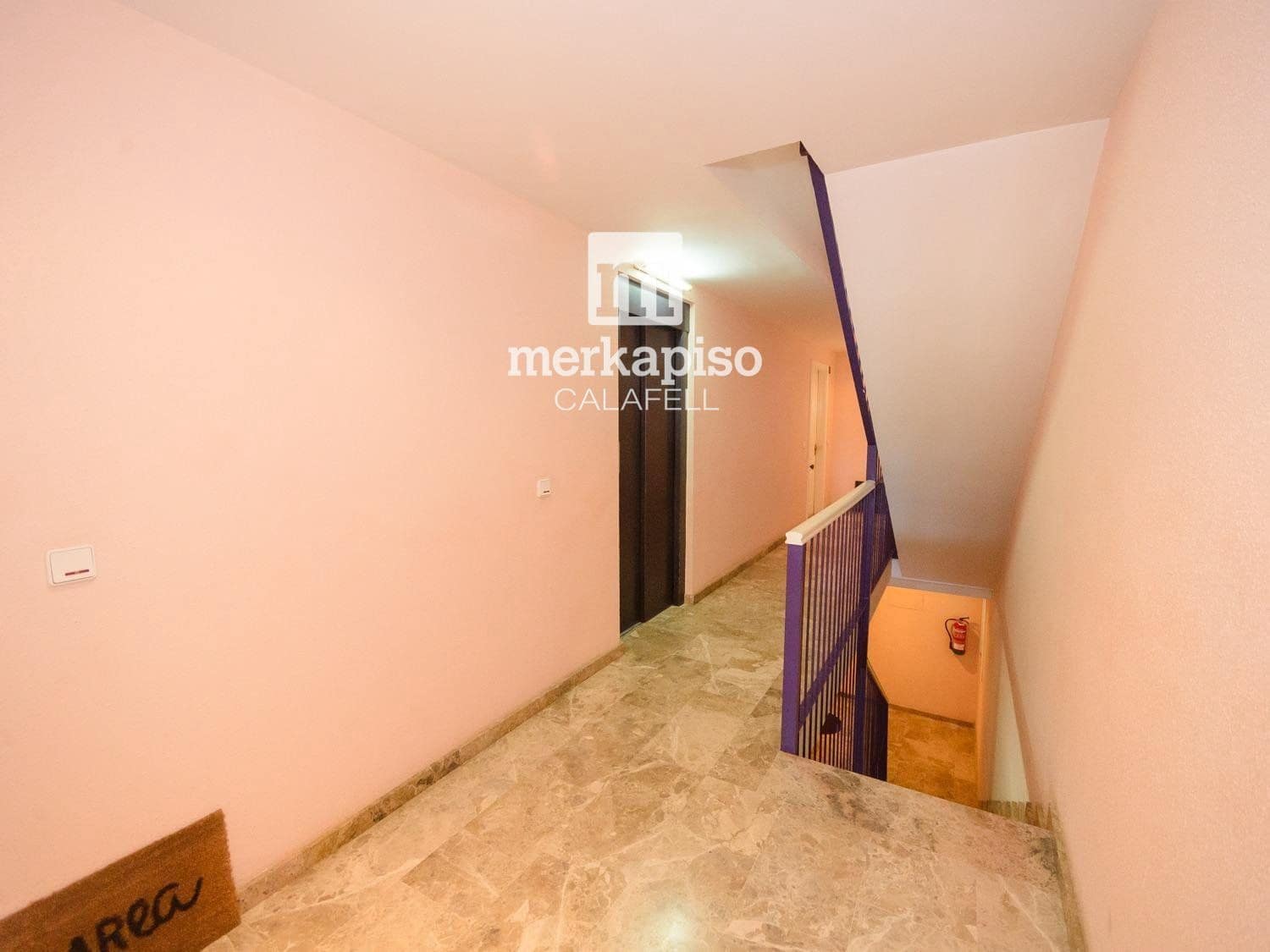 3 makuuhuone Kattohuoneisto myytävänä paikassa Calafell mukana uima-altaan 
autotalli - 365 000 € (Ref: 9707997)