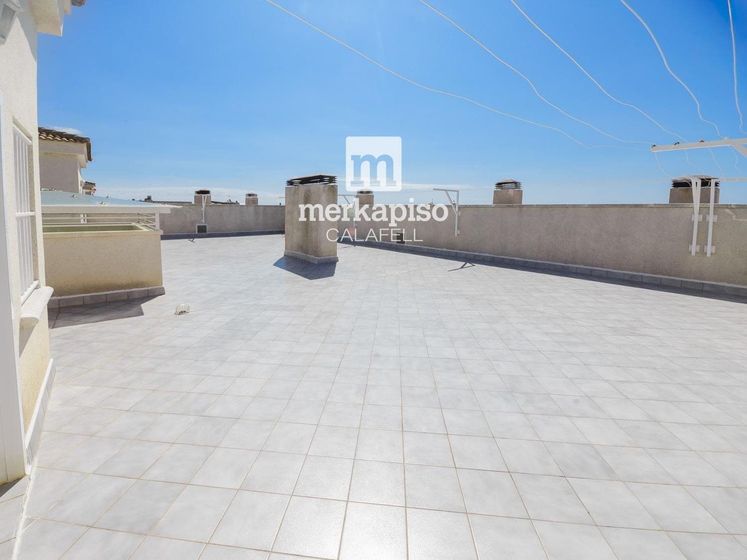 3 makuuhuone Kattohuoneisto myytävänä paikassa Calafell mukana uima-altaan 
autotalli - 365 000 € (Ref: 9707997)