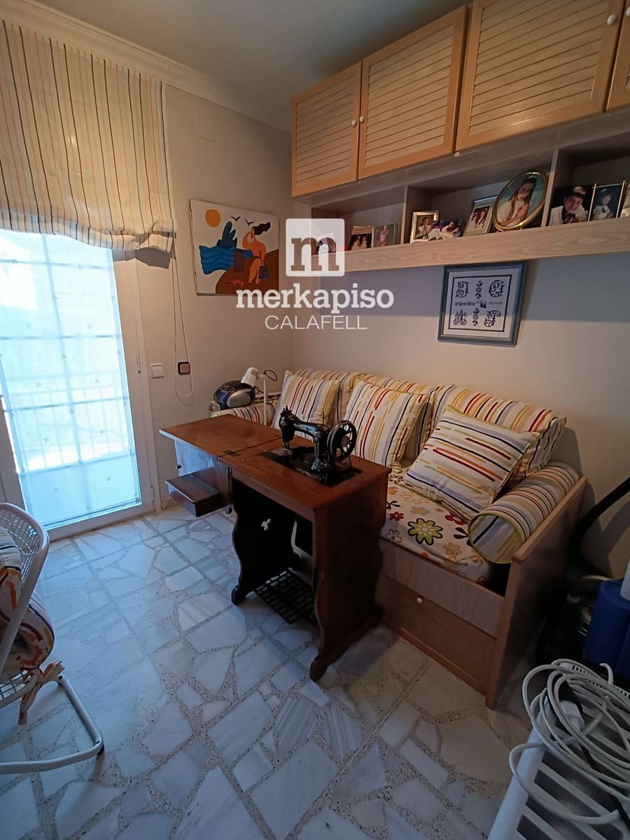 6 bedroom Villa for sale in Segur de Calafell with pool garage - € 480,000 (Ref: 9708001)