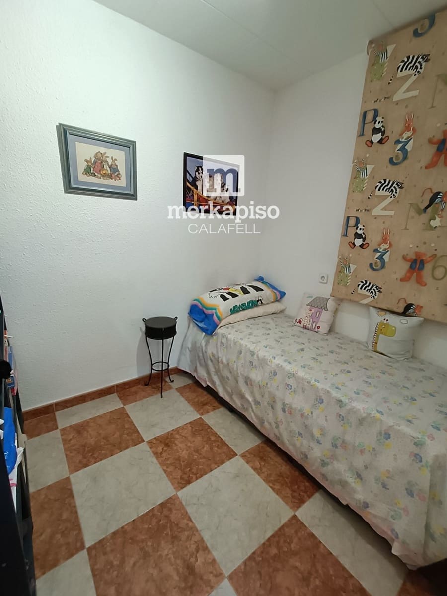 6 bedroom Villa for sale in Segur de Calafell with pool garage - € 480,000 (Ref: 9708001)