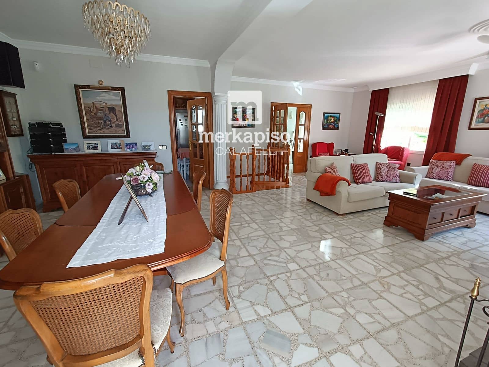 6 bedroom Villa for sale in Segur de Calafell with pool garage - € 480,000 (Ref: 9708001)