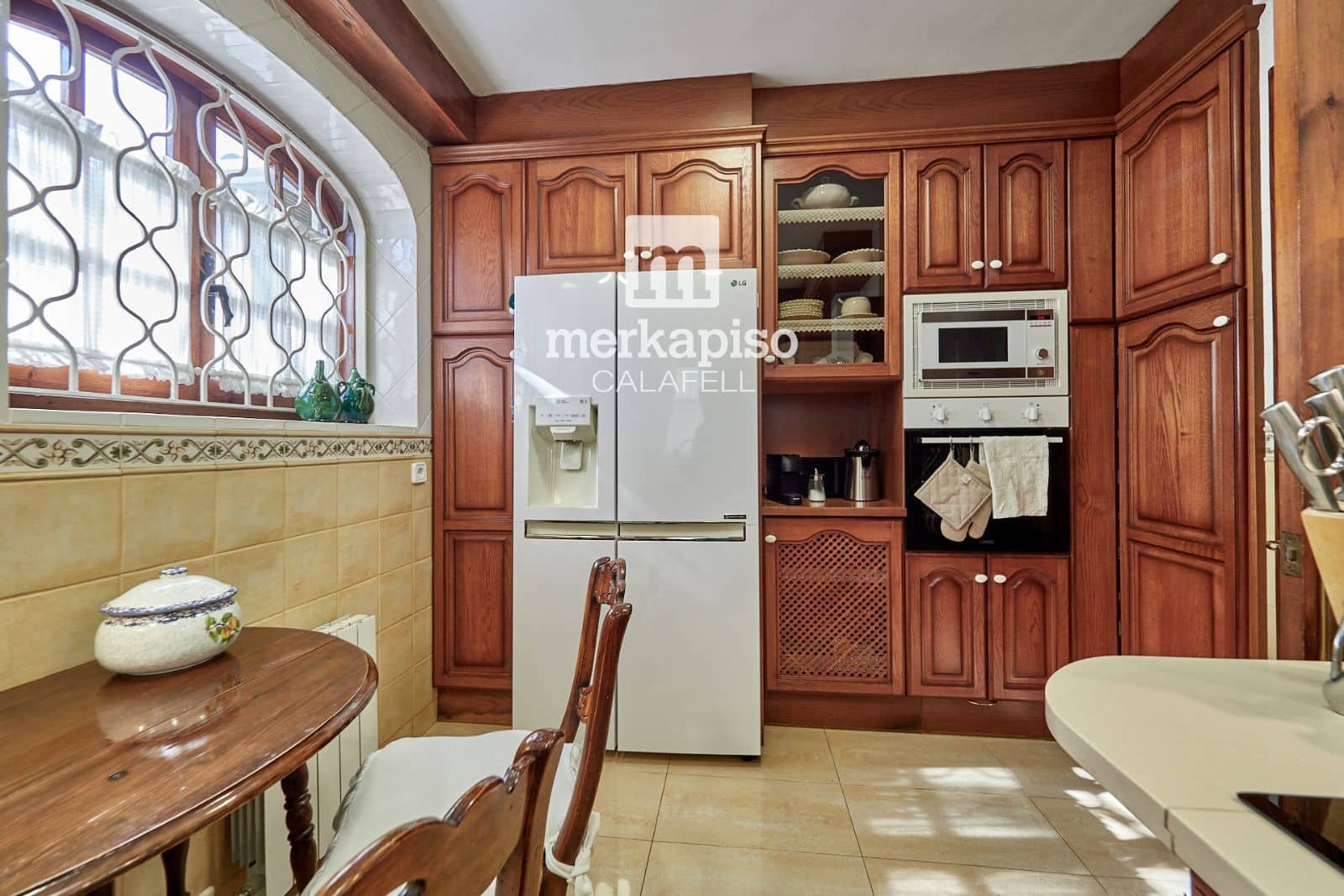 3 soveværelse Byhus til salg i Calafell med swimmingpool garage - € 498.800 (Ref: 9709104)