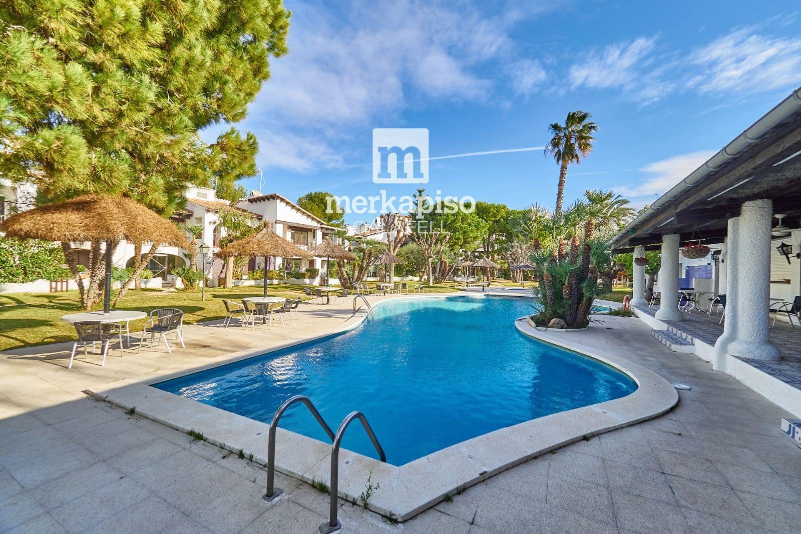 3 soveværelse Byhus til salg i Calafell med swimmingpool garage - € 498.800 (Ref: 9709104)